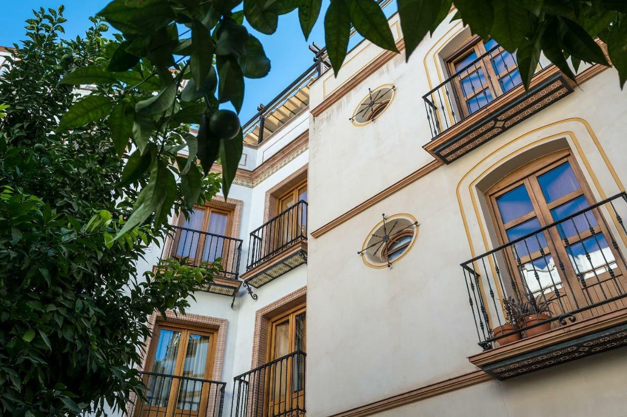 Descubrehome Postigo Inner Patio Seville Exterior photo